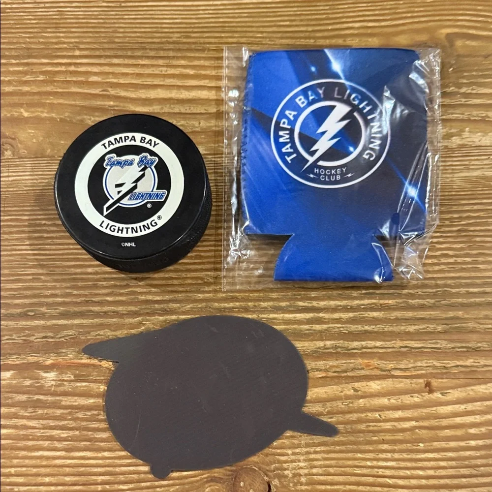 NHL Blue and Black Tampa Bay Lightning fan collector set